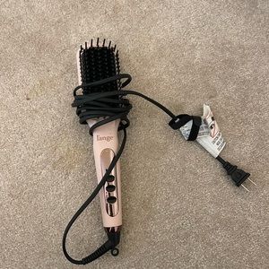 L’ange straightening brush used once